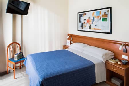 Hotel Olympic Camera Standard Letto Francese 04