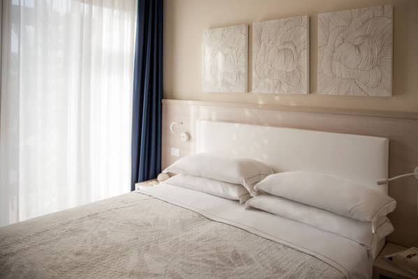 Hotel Olympic Diano Marina Camere Matrimoniale Comfort 03